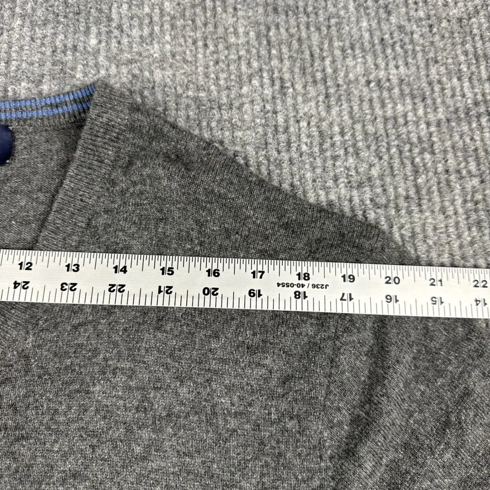 Cremieux Luxury Cashmere Sweater Mens XL Gray V-Neck Pullover Soft Knit Classic